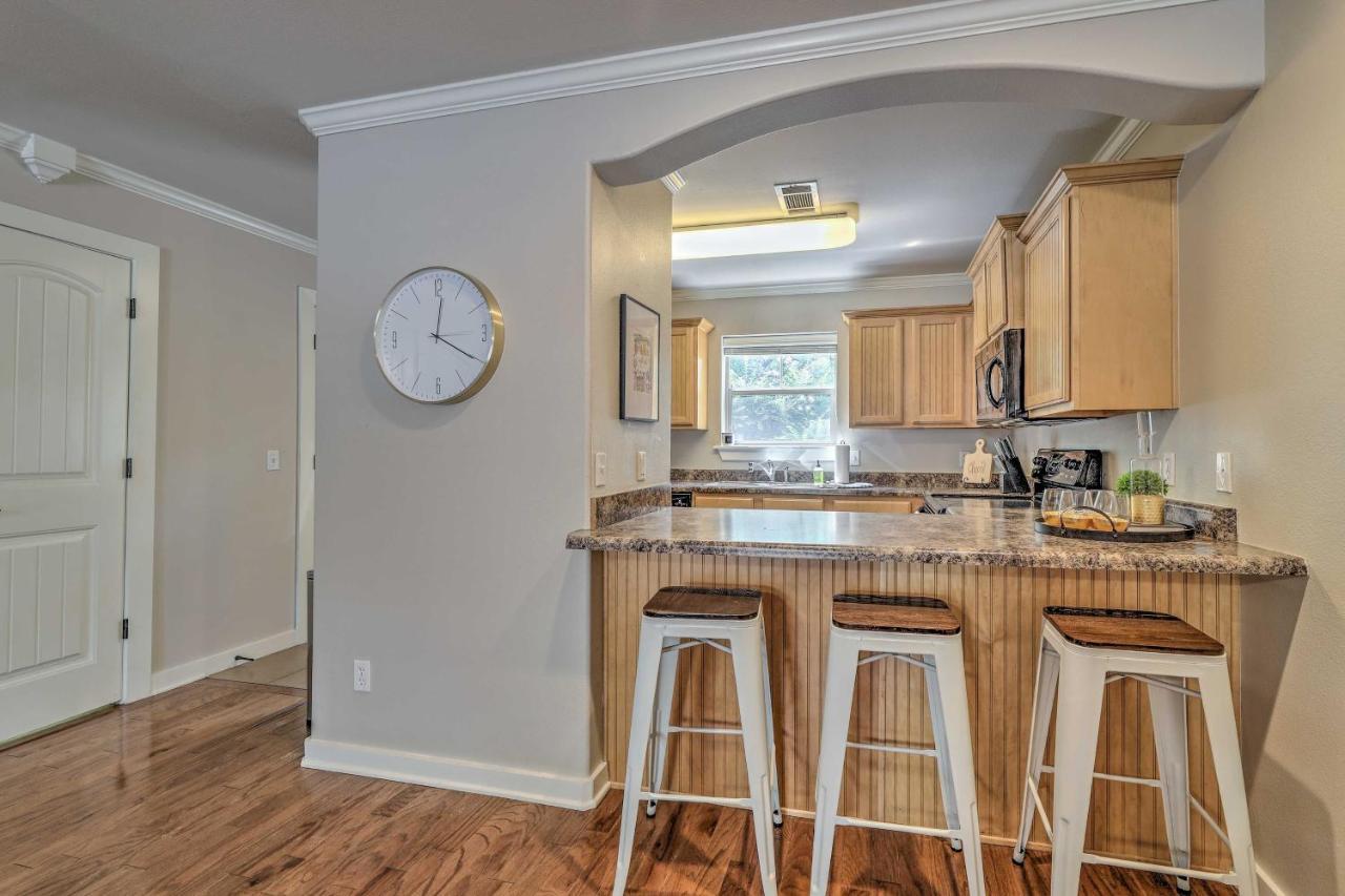 Charming Springdale Townhome About 5 Mi To Dtwn! ภายนอก รูปภาพ